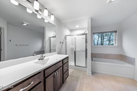 22 Bergen Place Niskayuna NY 12309