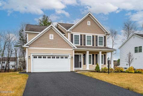22 Bergen Place Niskayuna NY 12309