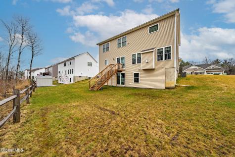 22 Bergen Place Niskayuna NY 12309