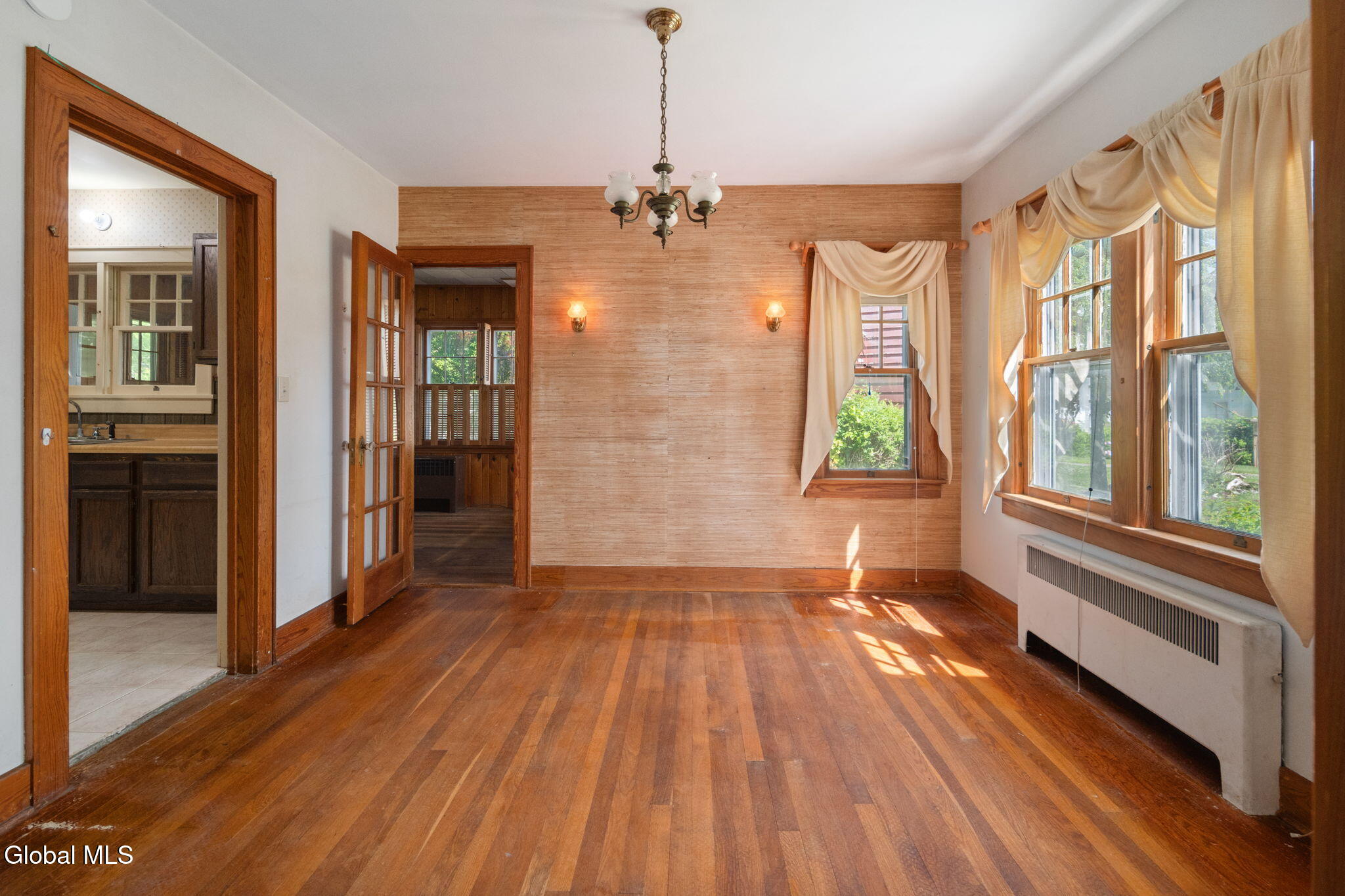 122 Clinton Circle Cobleskill NY 12043