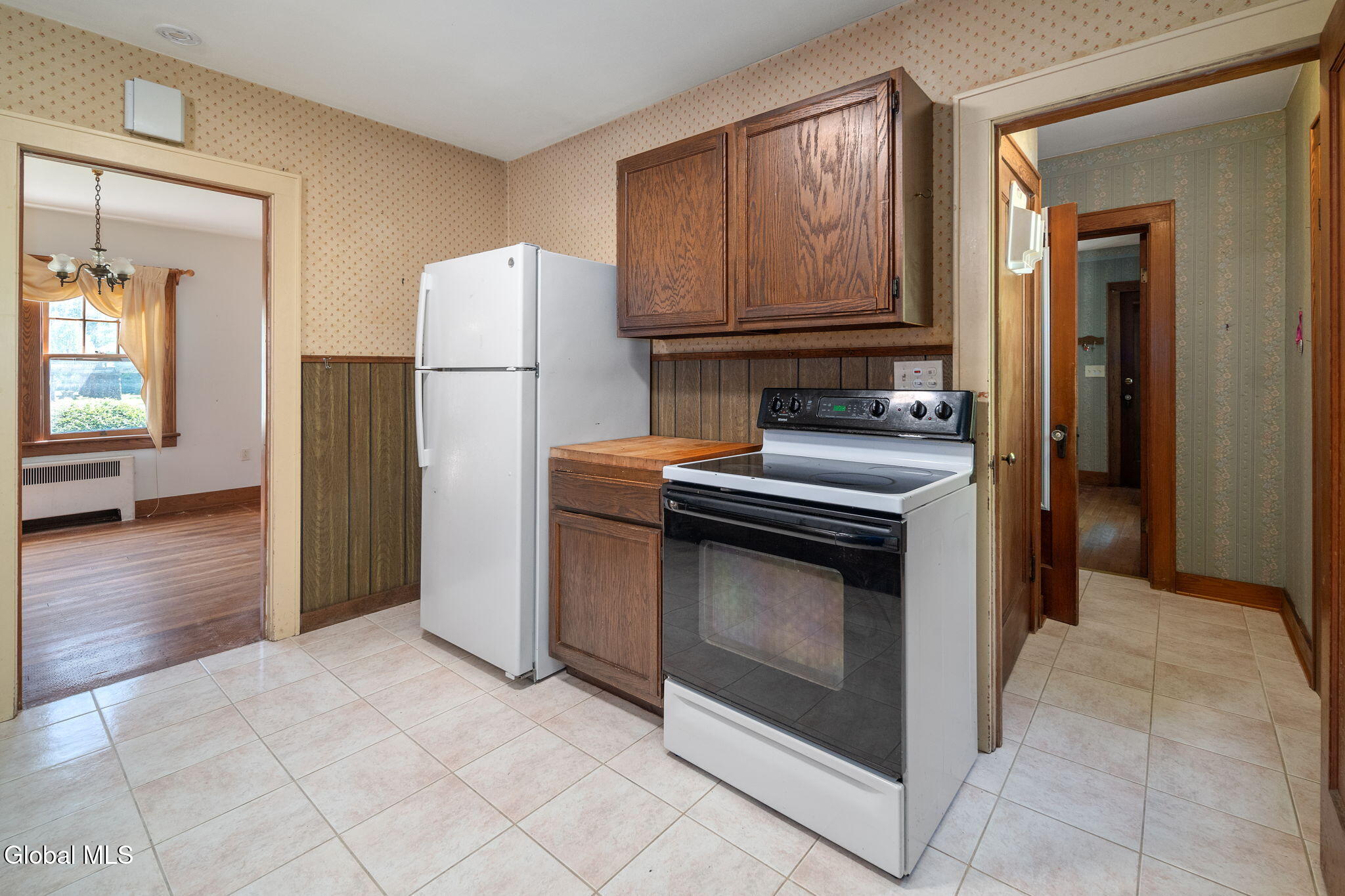 122 Clinton Circle Cobleskill NY 12043