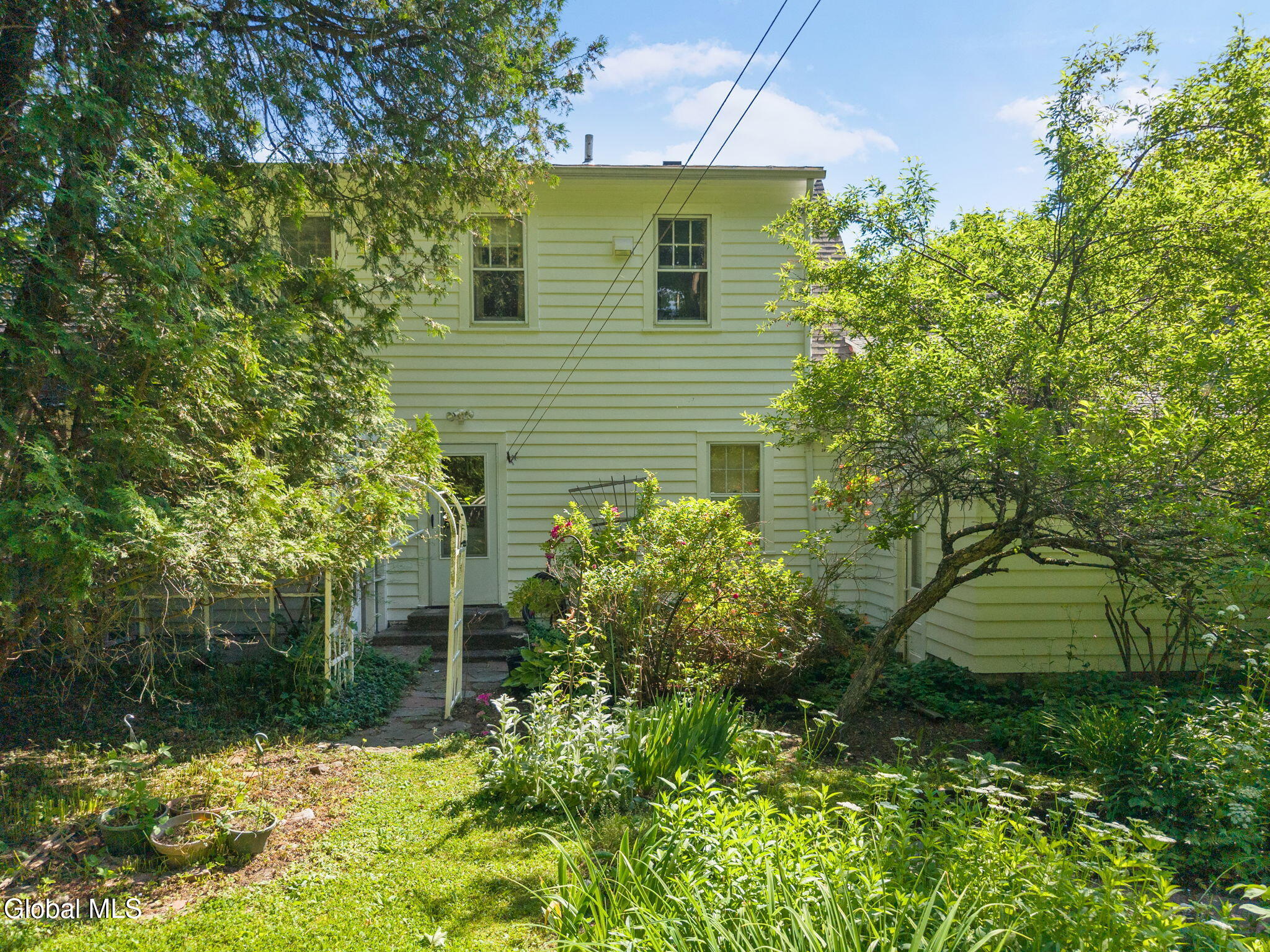 122 Clinton Circle Cobleskill NY 12043