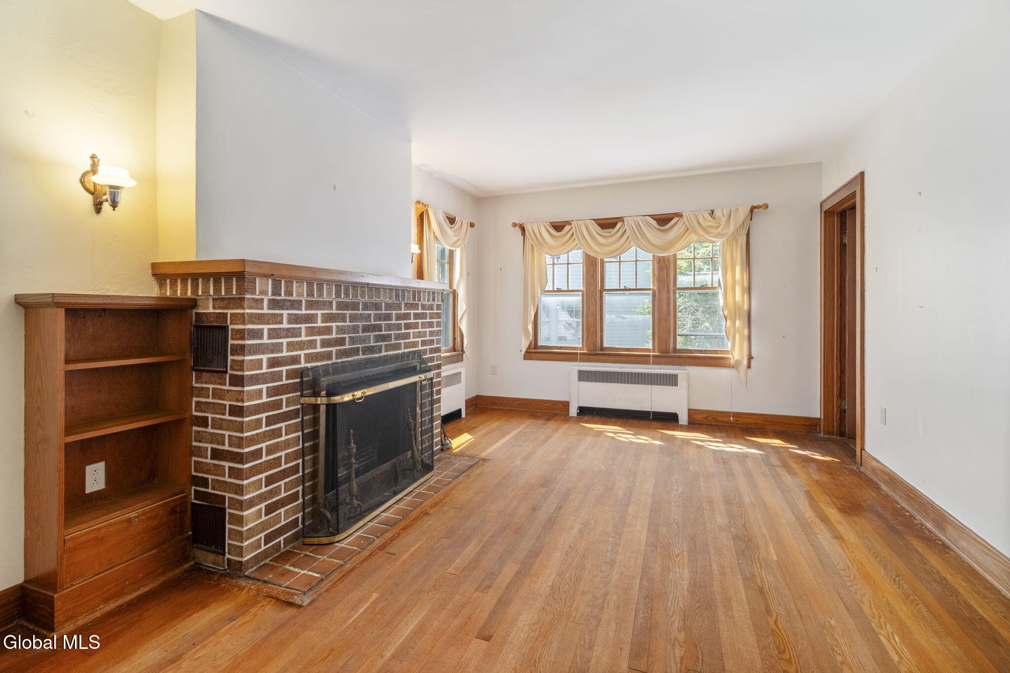 122 Clinton Circle Cobleskill NY 12043