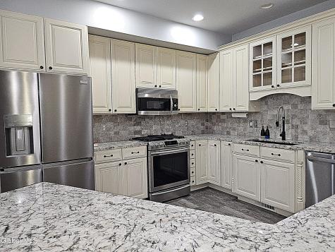 29 Barrington Drive Gansevoort NY 12831