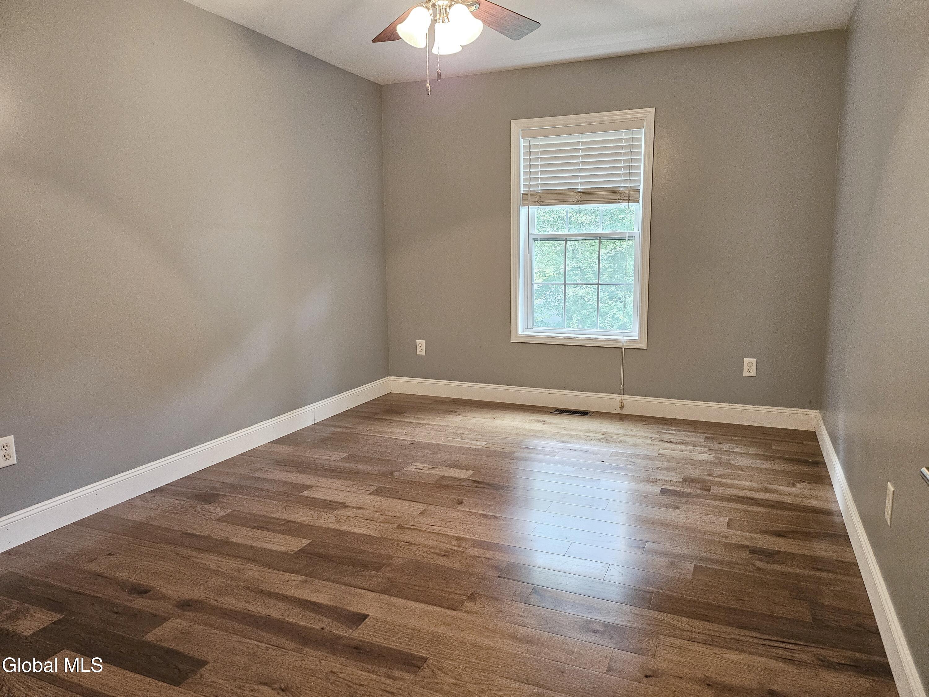 29 Barrington Drive Gansevoort NY 12831