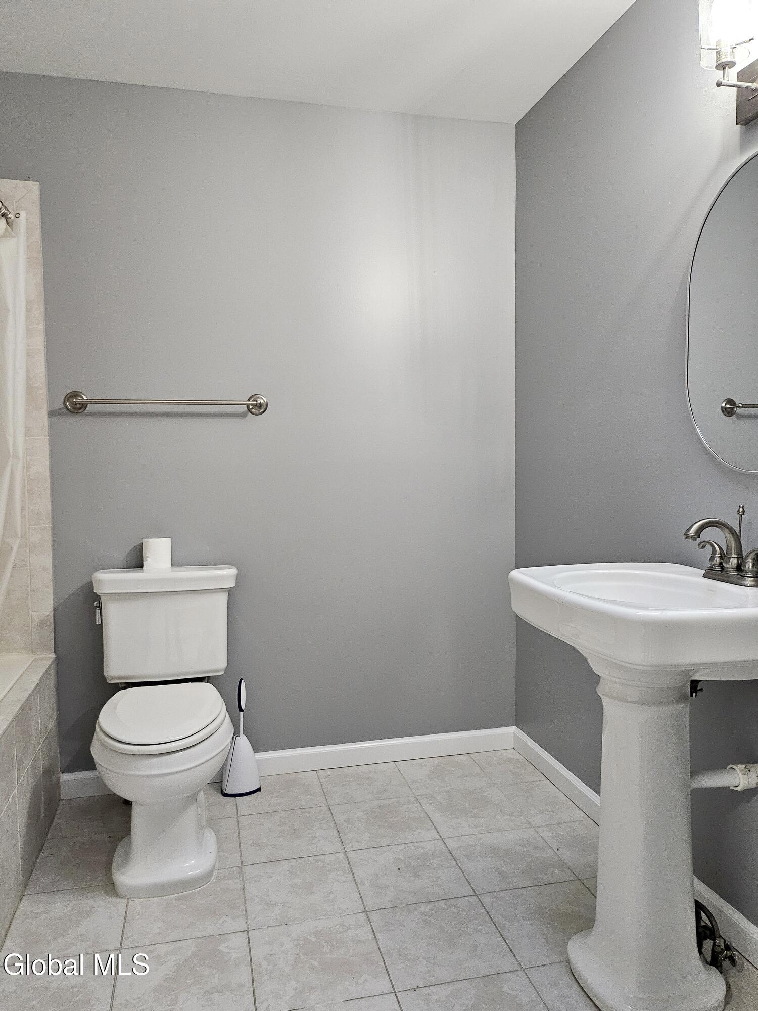 29 Barrington Drive Gansevoort NY 12831
