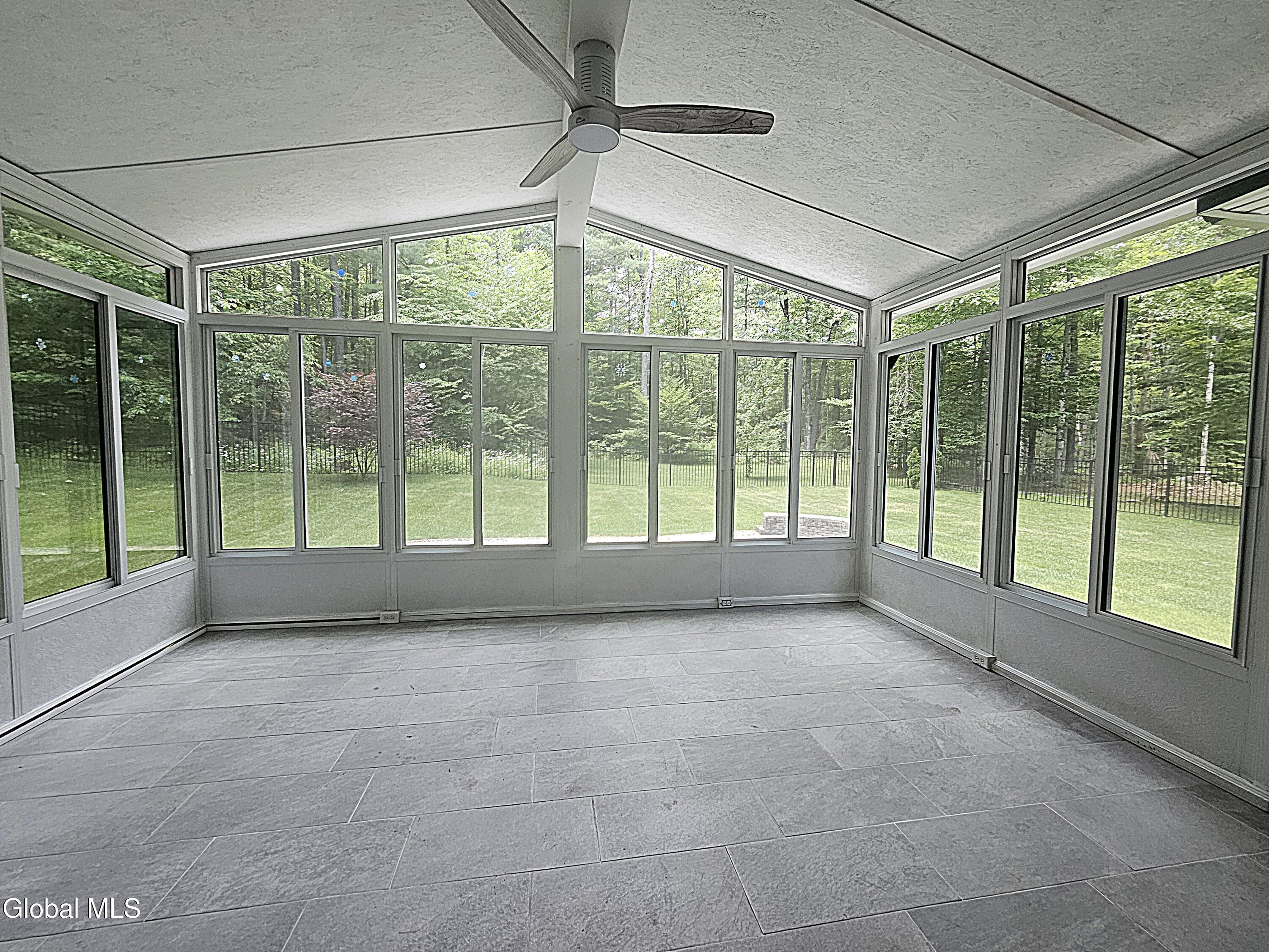 29 Barrington Drive Gansevoort NY 12831
