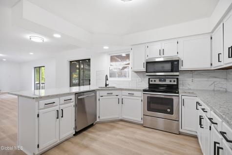 138 Horizon Boulevard Schenectady NY 12306