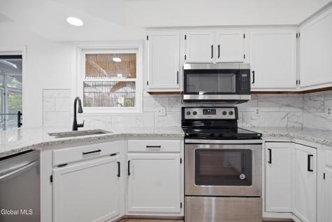 138 Horizon Boulevard Schenectady NY 12306