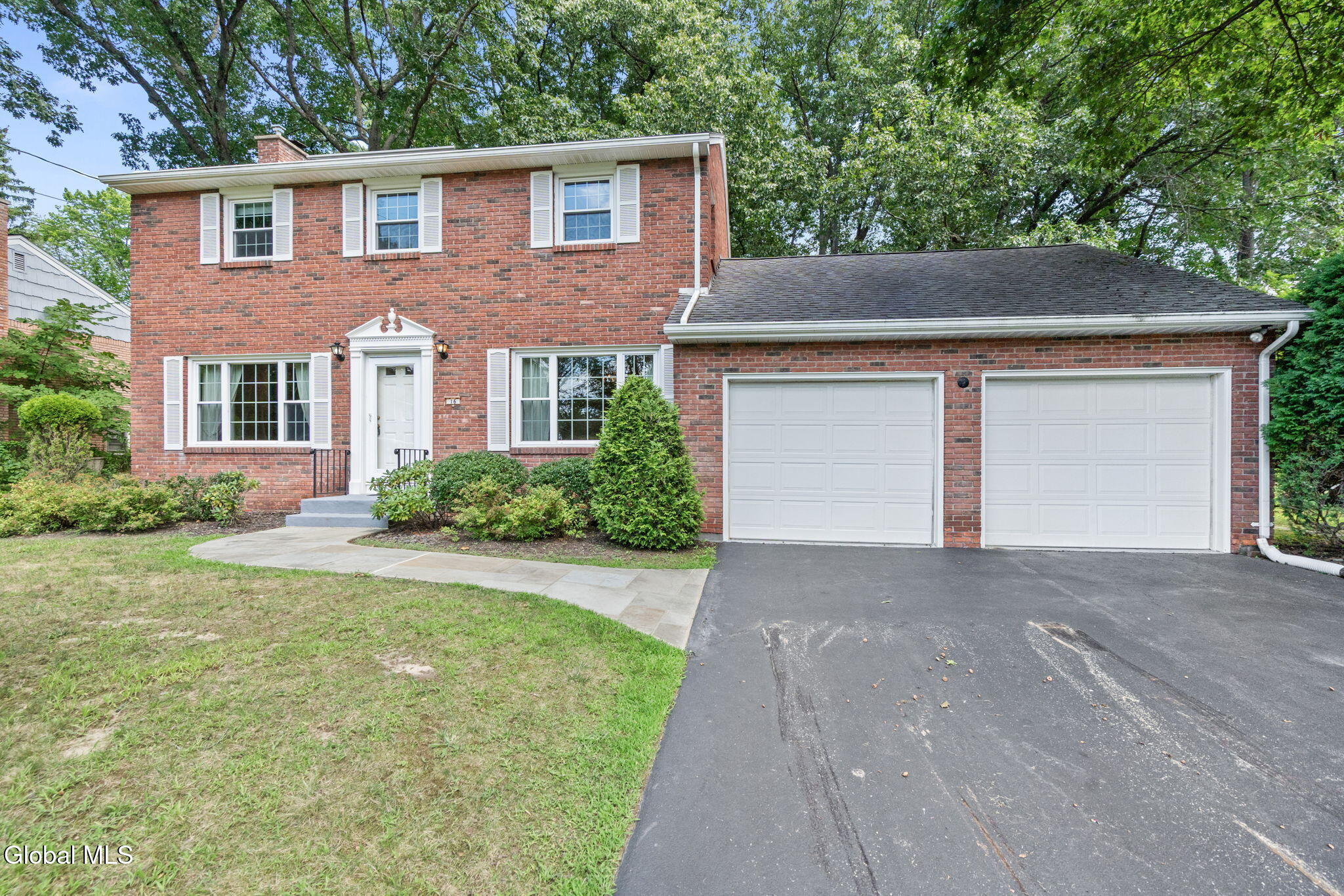 16 Salem Road Delmar NY 12054