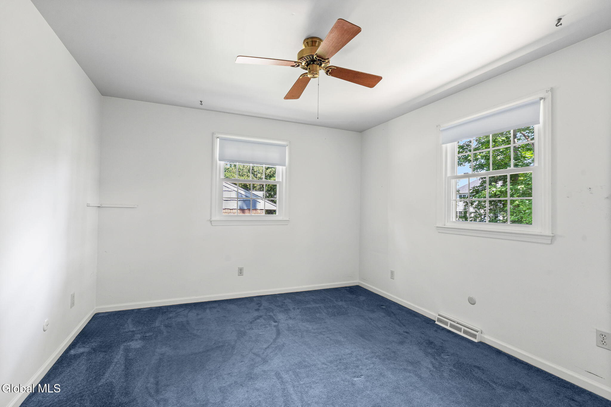 16 Salem Road Delmar NY 12054