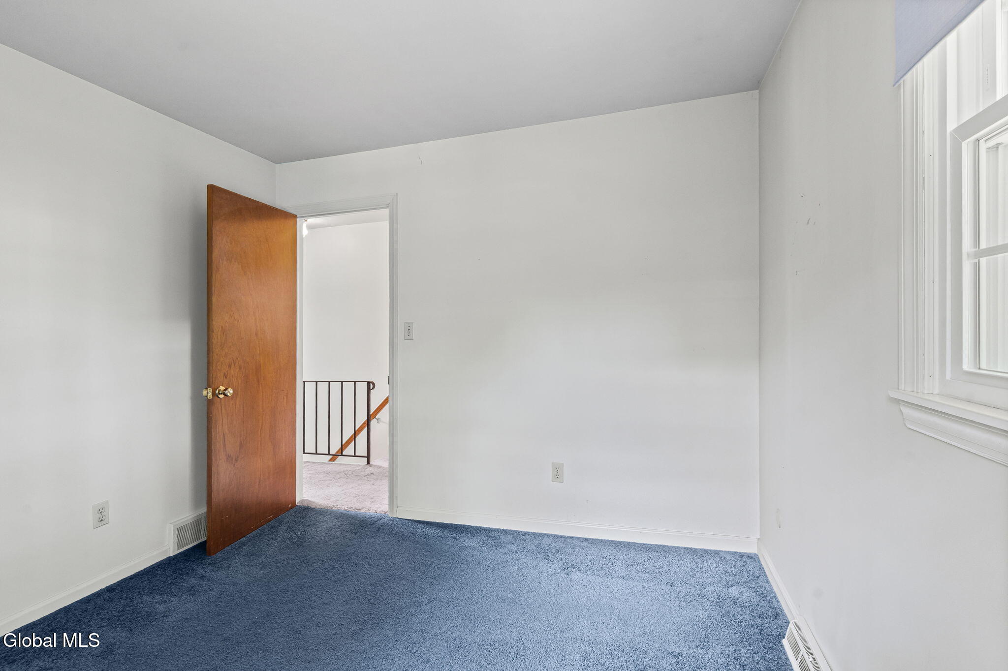 16 Salem Road Delmar NY 12054