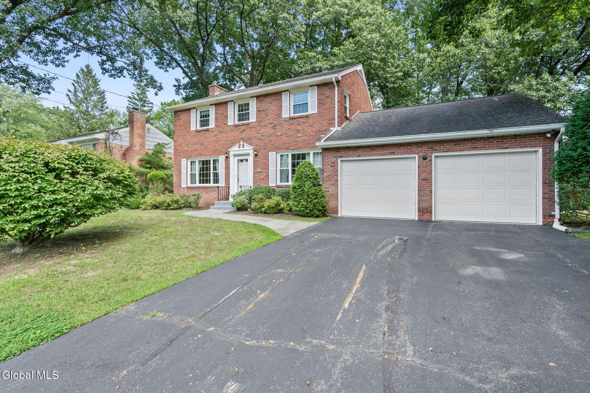 16 Salem Road Delmar NY 12054