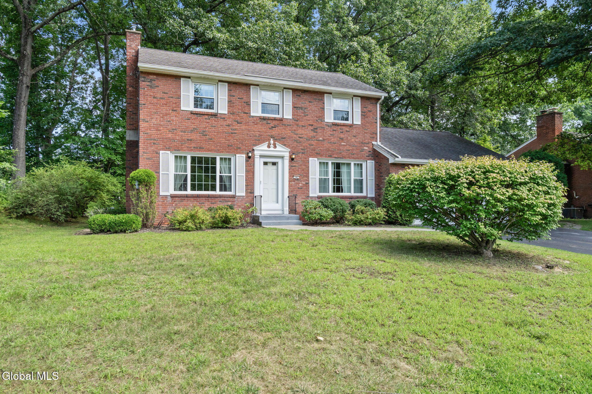 16 Salem Road Delmar NY 12054
