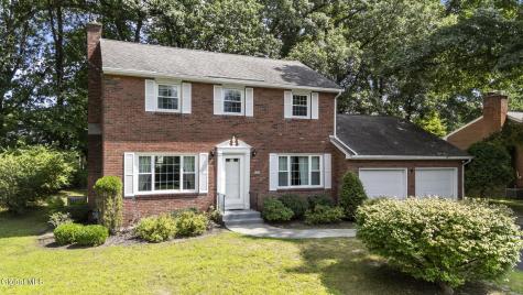 16 Salem Road Delmar NY 12054