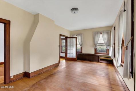 213 Euclid Avenue Albany NY 12208