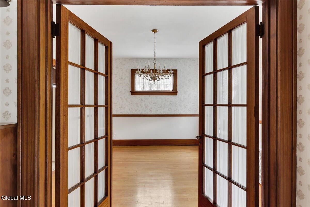 213 Euclid Avenue Albany NY 12208