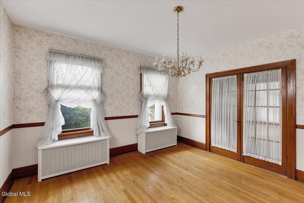 213 Euclid Avenue Albany NY 12208