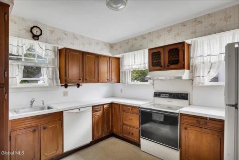 213 Euclid Avenue Albany NY 12208