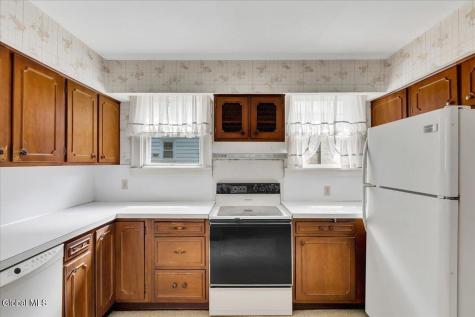 213 Euclid Avenue Albany NY 12208