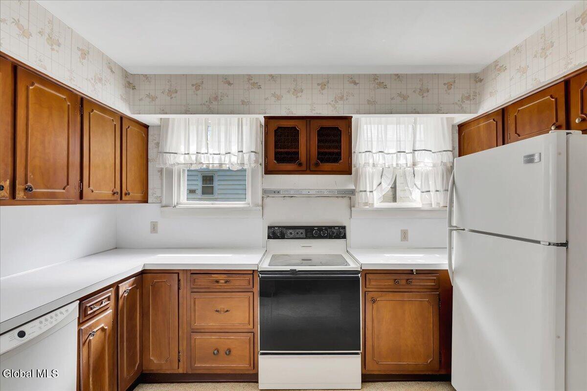 213 Euclid Avenue Albany NY 12208