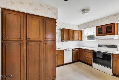 213 Euclid Avenue Albany NY 12208