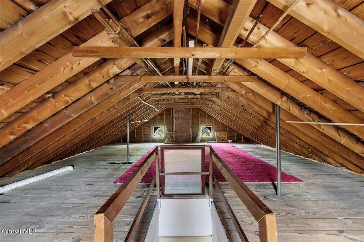 213 Euclid Avenue Albany NY 12208
