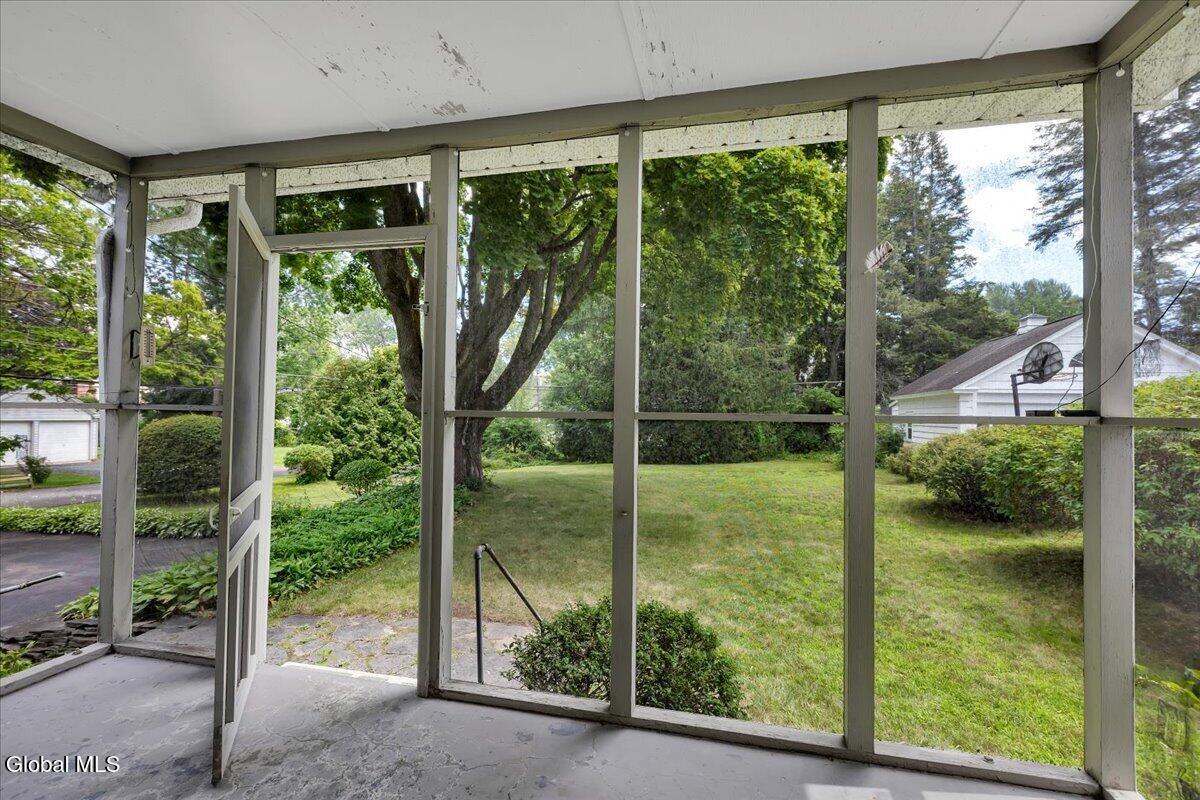 213 Euclid Avenue Albany NY 12208