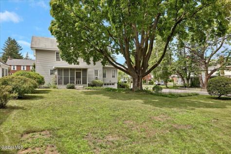 213 Euclid Avenue Albany NY 12208