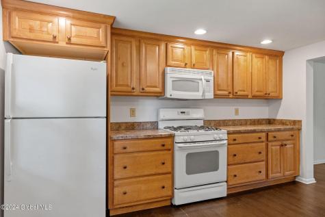 7 Harvest Drive Schenectady NY 12302