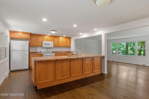 7 Harvest Drive Schenectady NY 12302