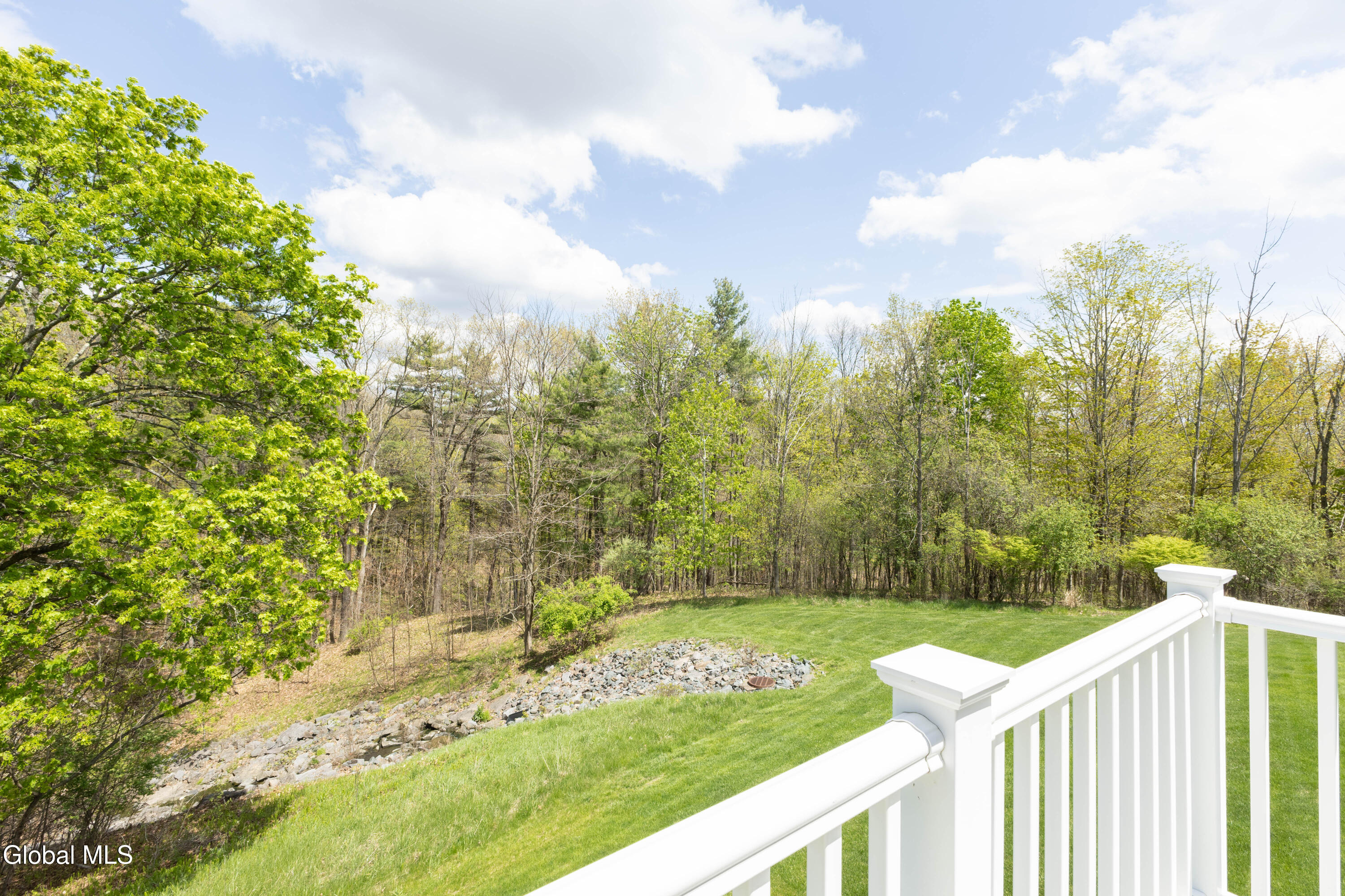 24 Brinker Way Loudonville NY 12211