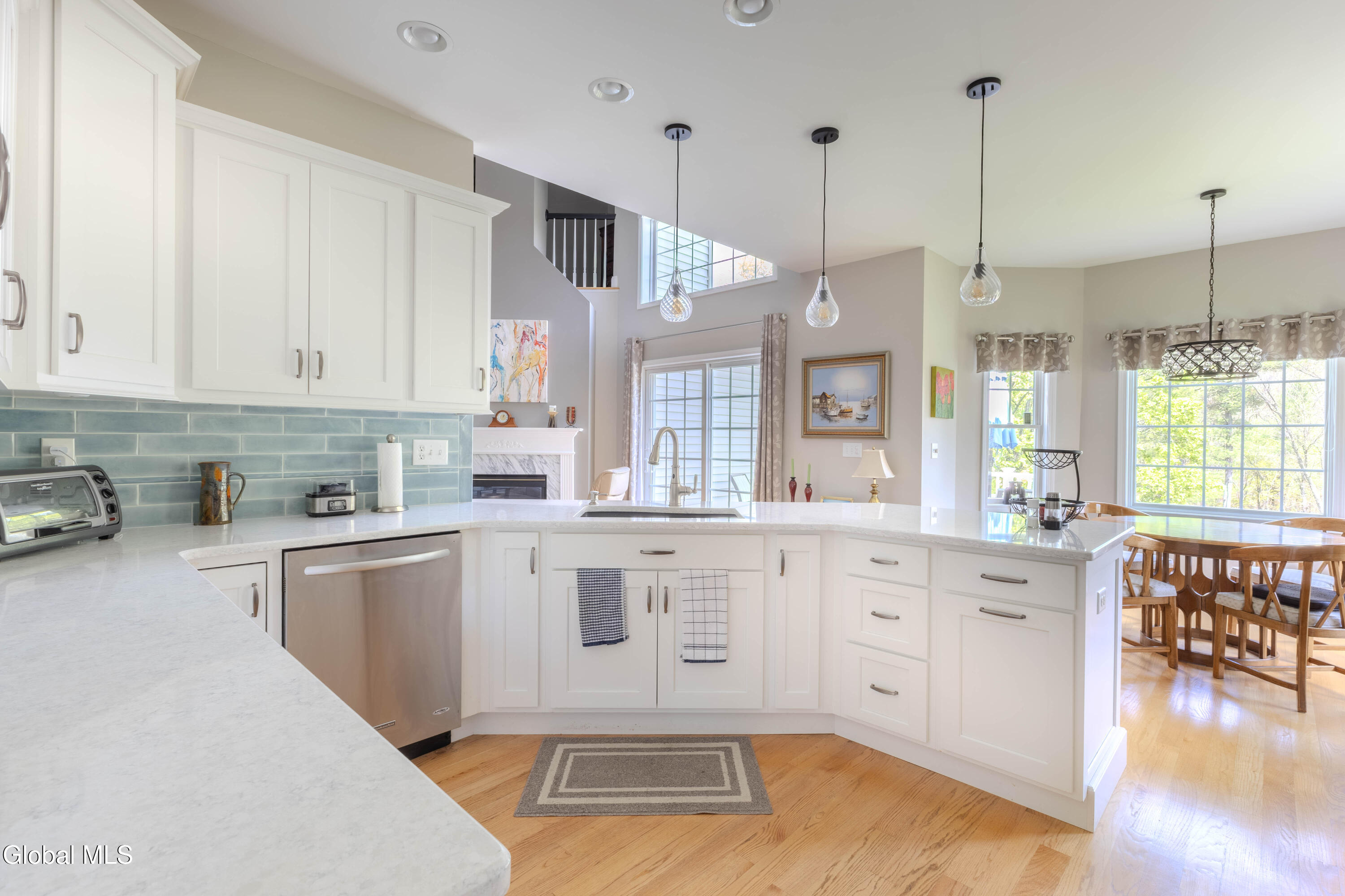 24 Brinker Way Loudonville NY 12211