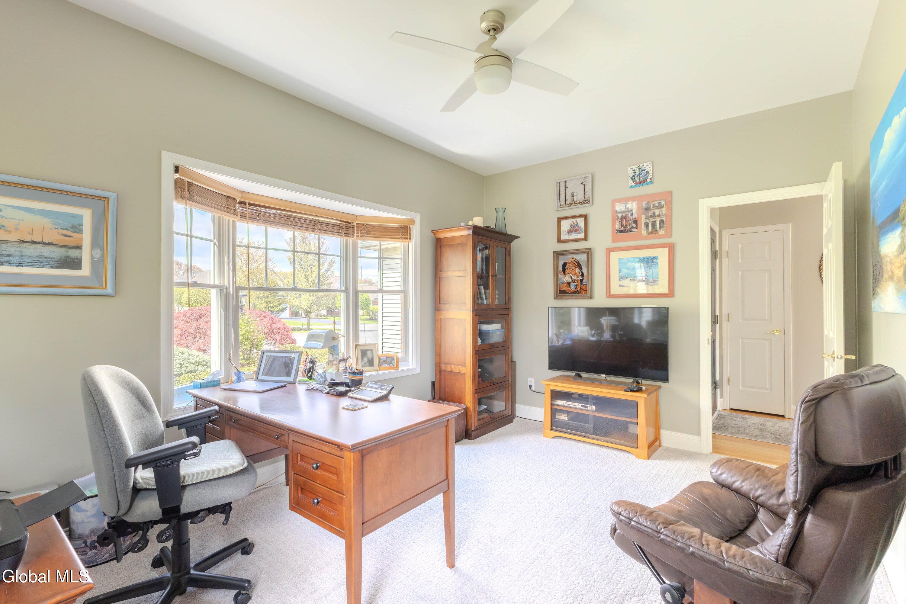 24 Brinker Way Loudonville NY 12211