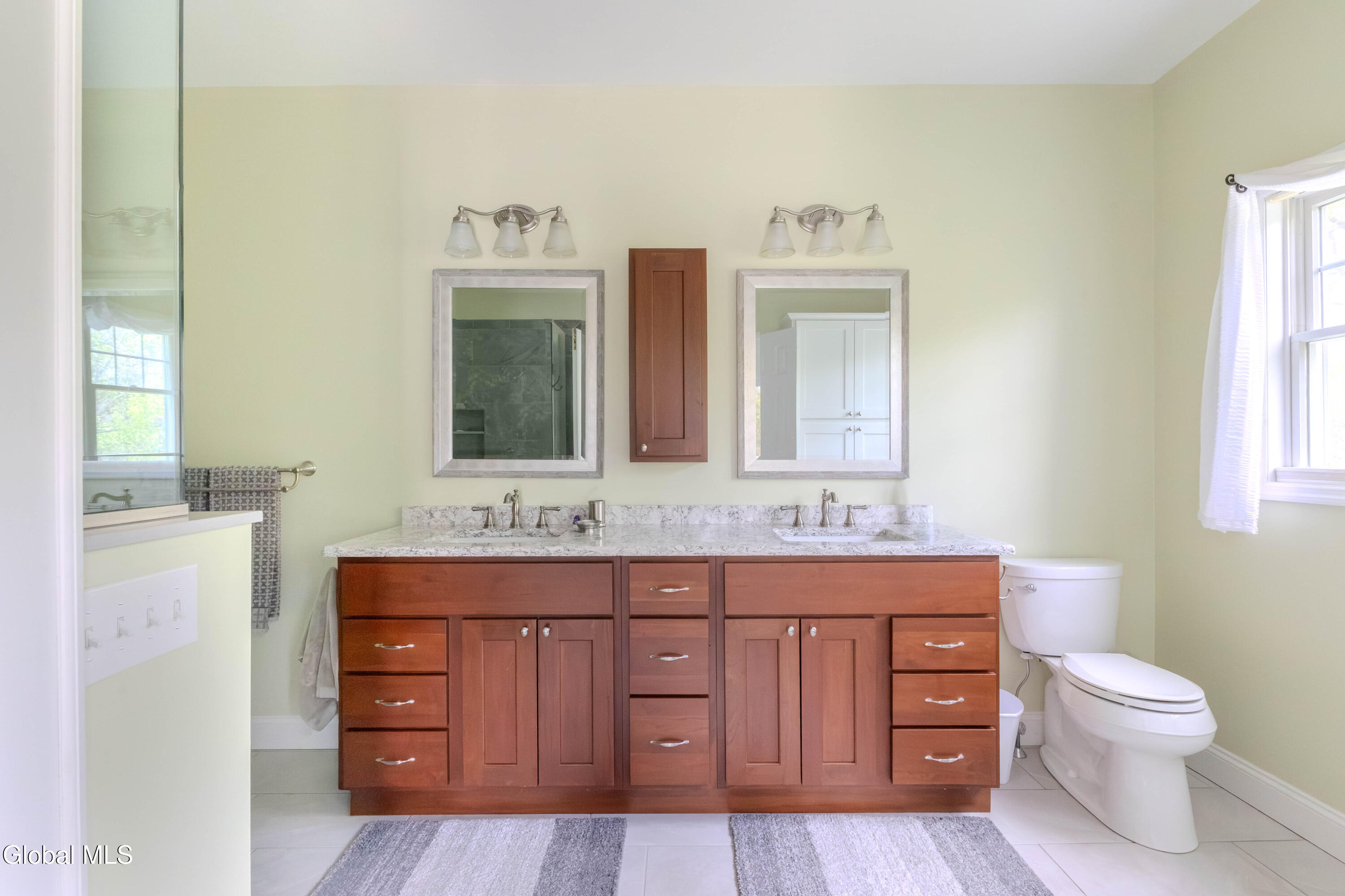 24 Brinker Way Loudonville NY 12211