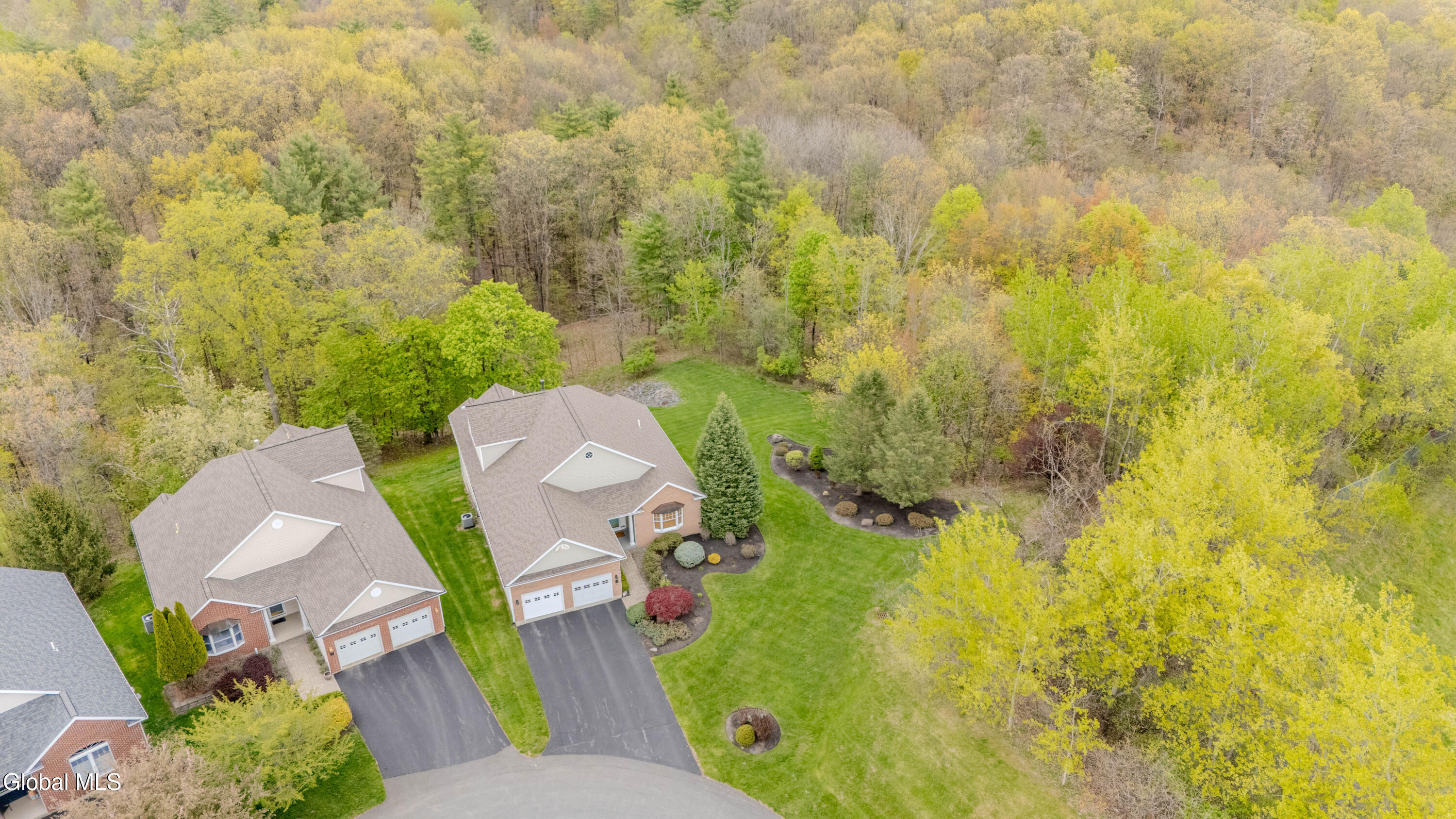 24 Brinker Way Loudonville NY 12211