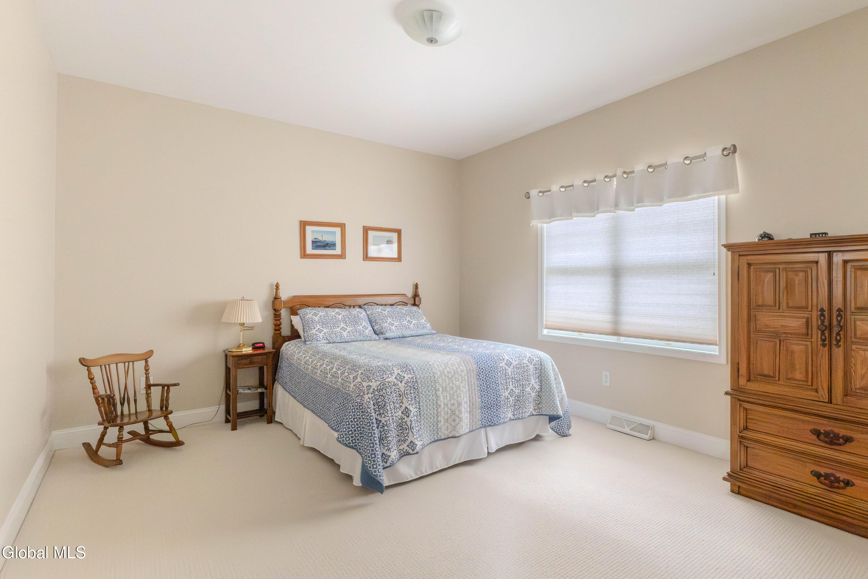 24 Brinker Way Loudonville NY 12211