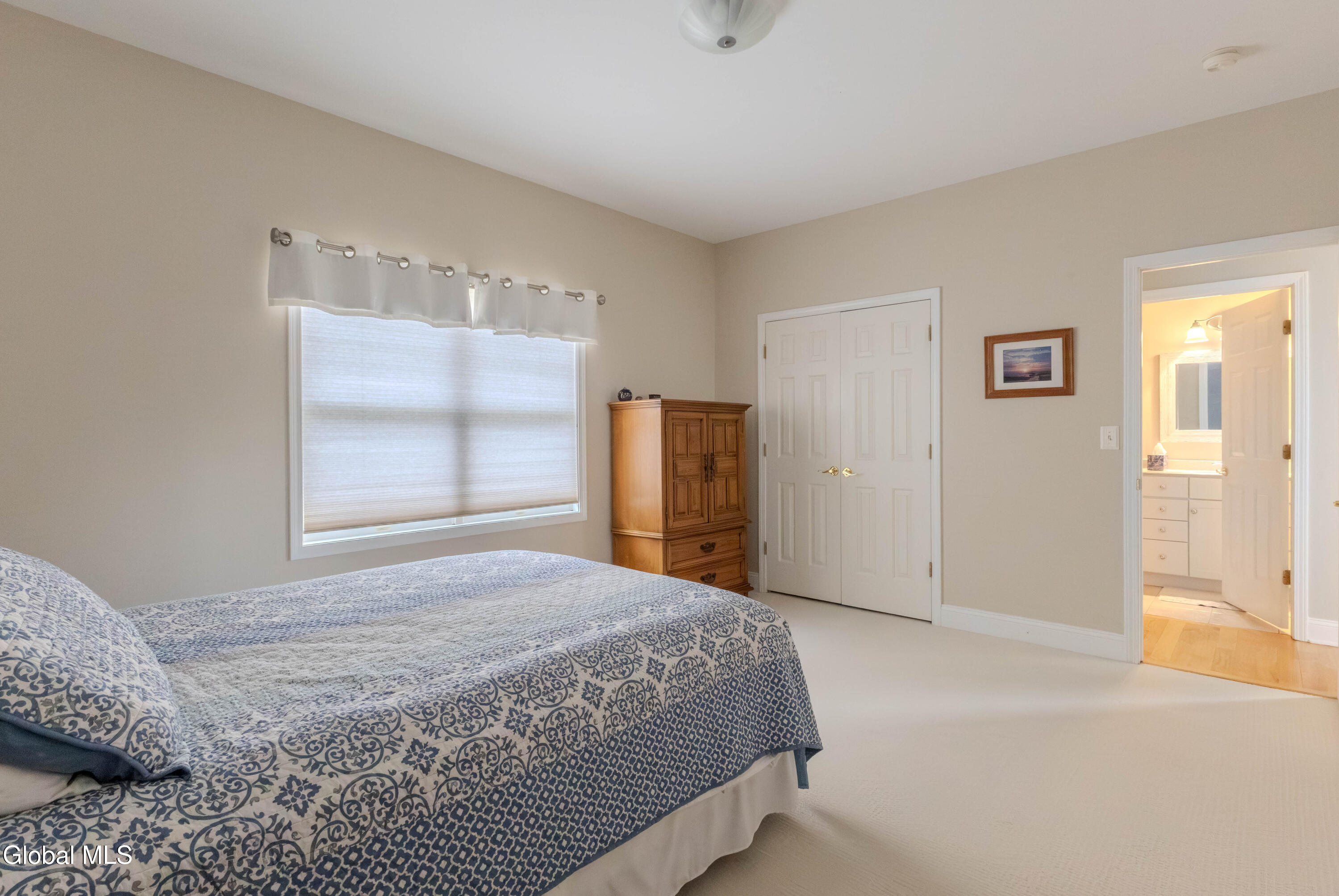 24 Brinker Way Loudonville NY 12211