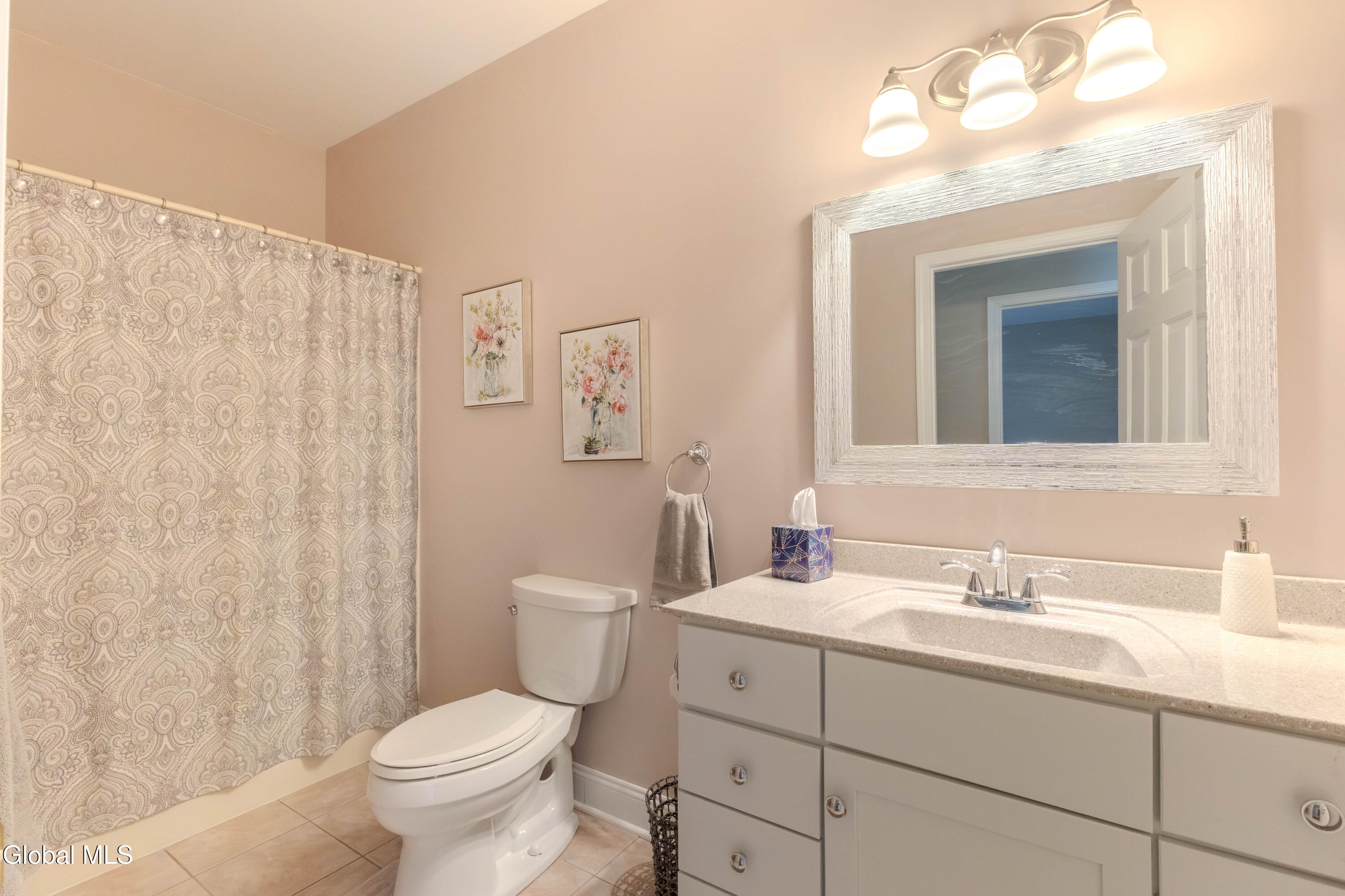 24 Brinker Way Loudonville NY 12211