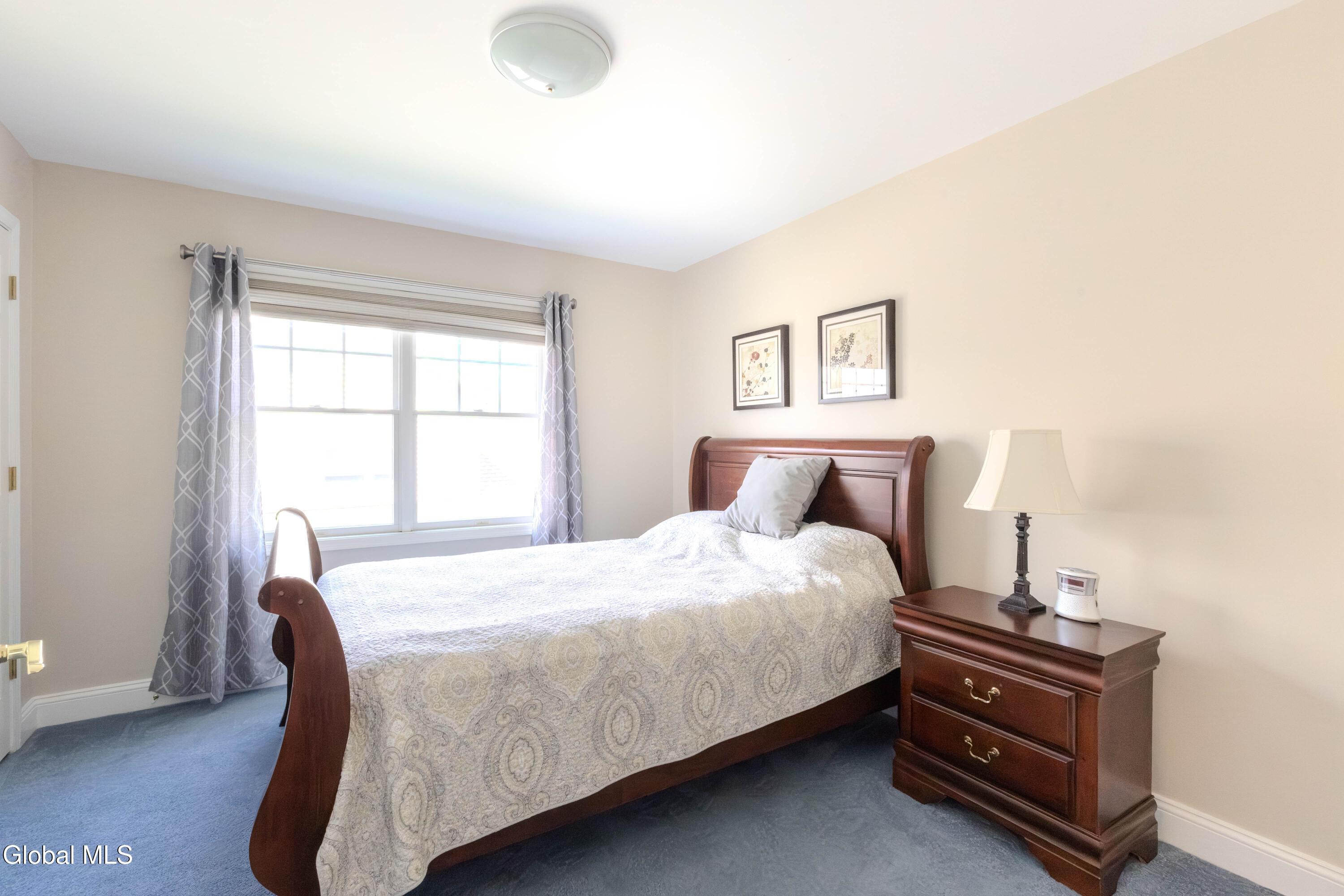 24 Brinker Way Loudonville NY 12211