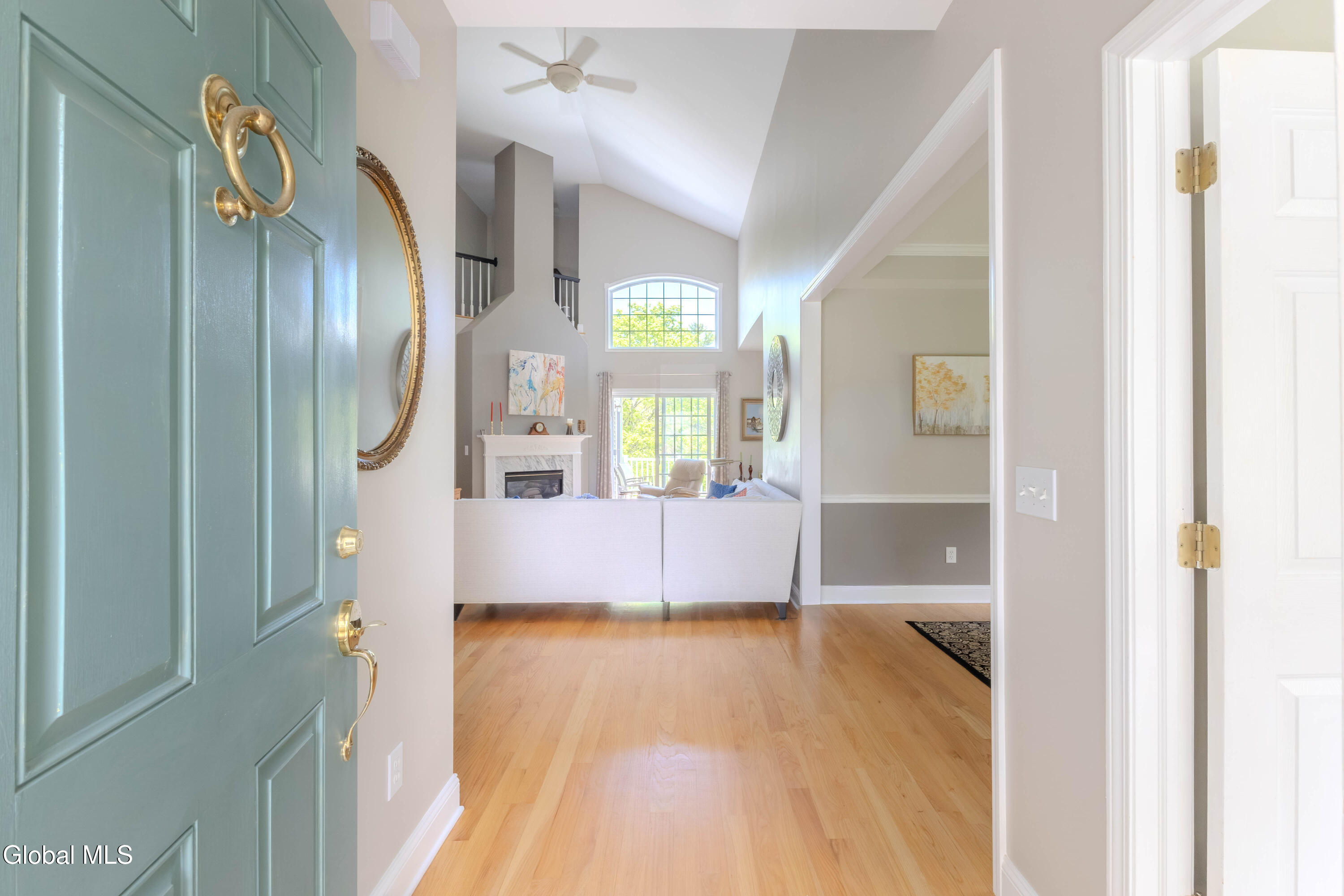 24 Brinker Way Loudonville NY 12211