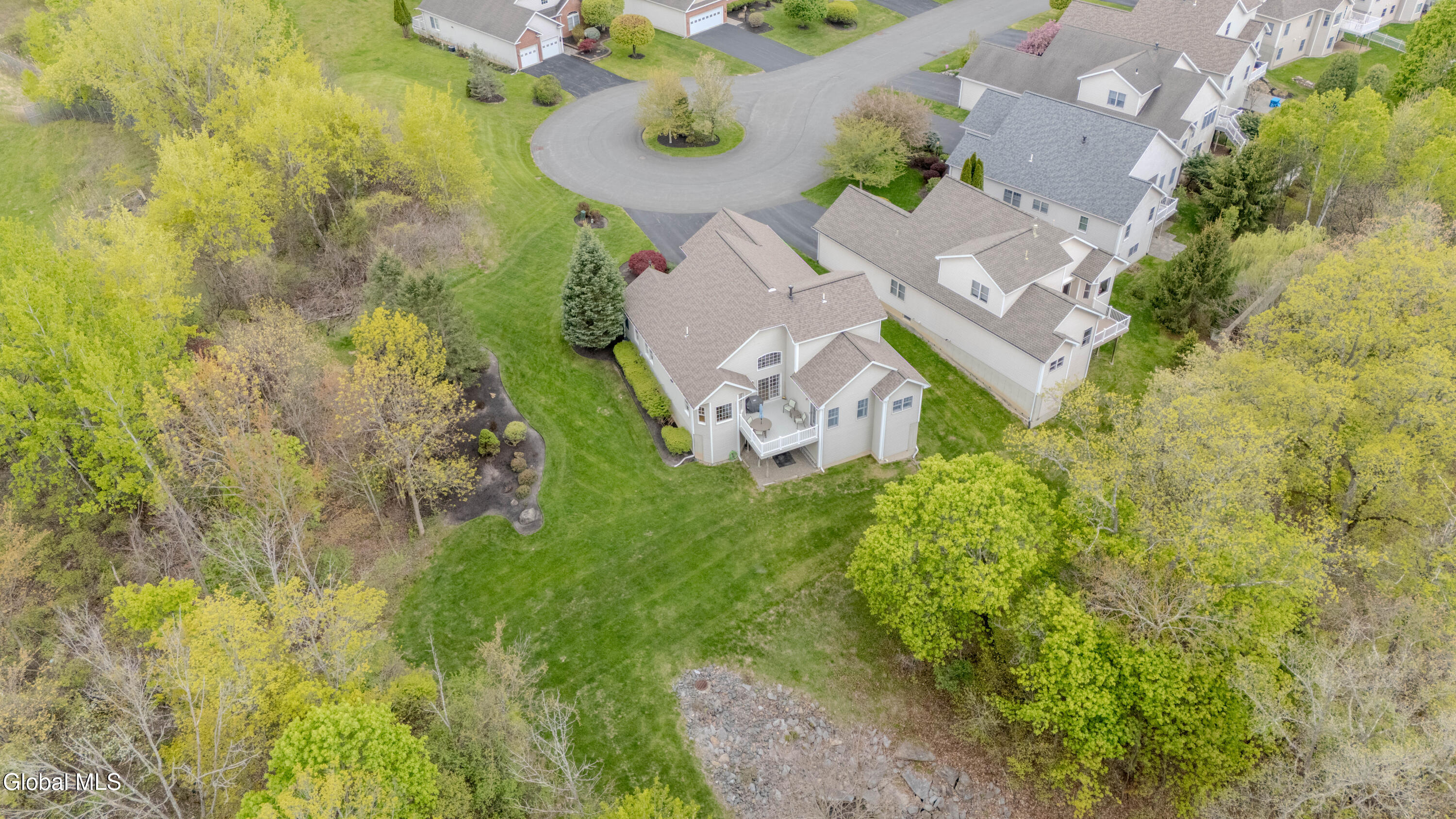 24 Brinker Way Loudonville NY 12211