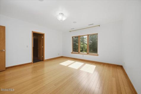 6 Cherry Tree Lane Saratoga Springs NY 12866