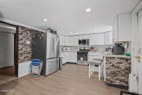 193 Ford Avenue Troy NY 12180