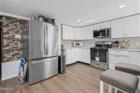 193 Ford Avenue Troy NY 12180