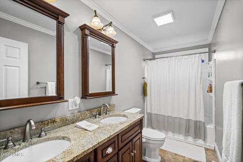 145 Shirley Drive Schenectady NY 12304