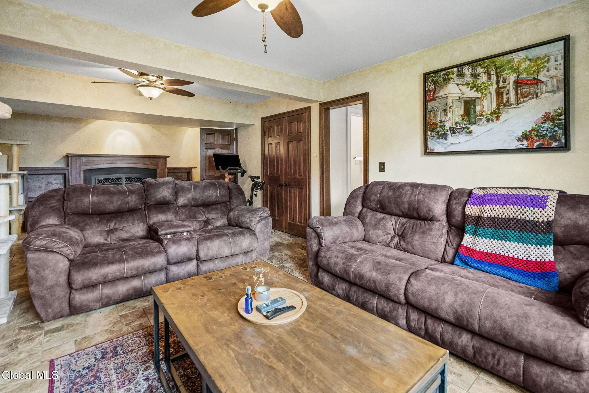 145 Shirley Drive Schenectady NY 12304