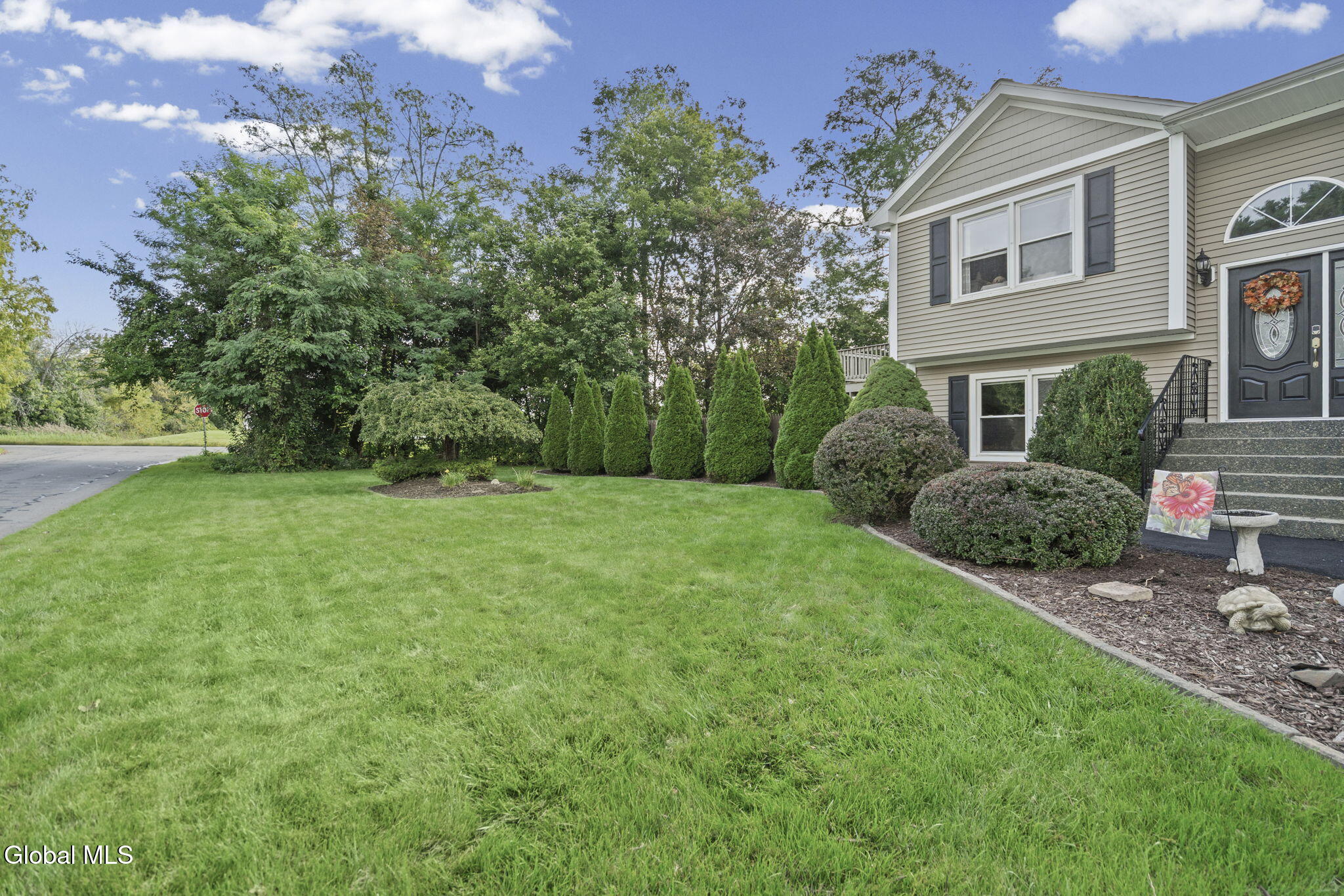 145 Shirley Drive Schenectady NY 12304