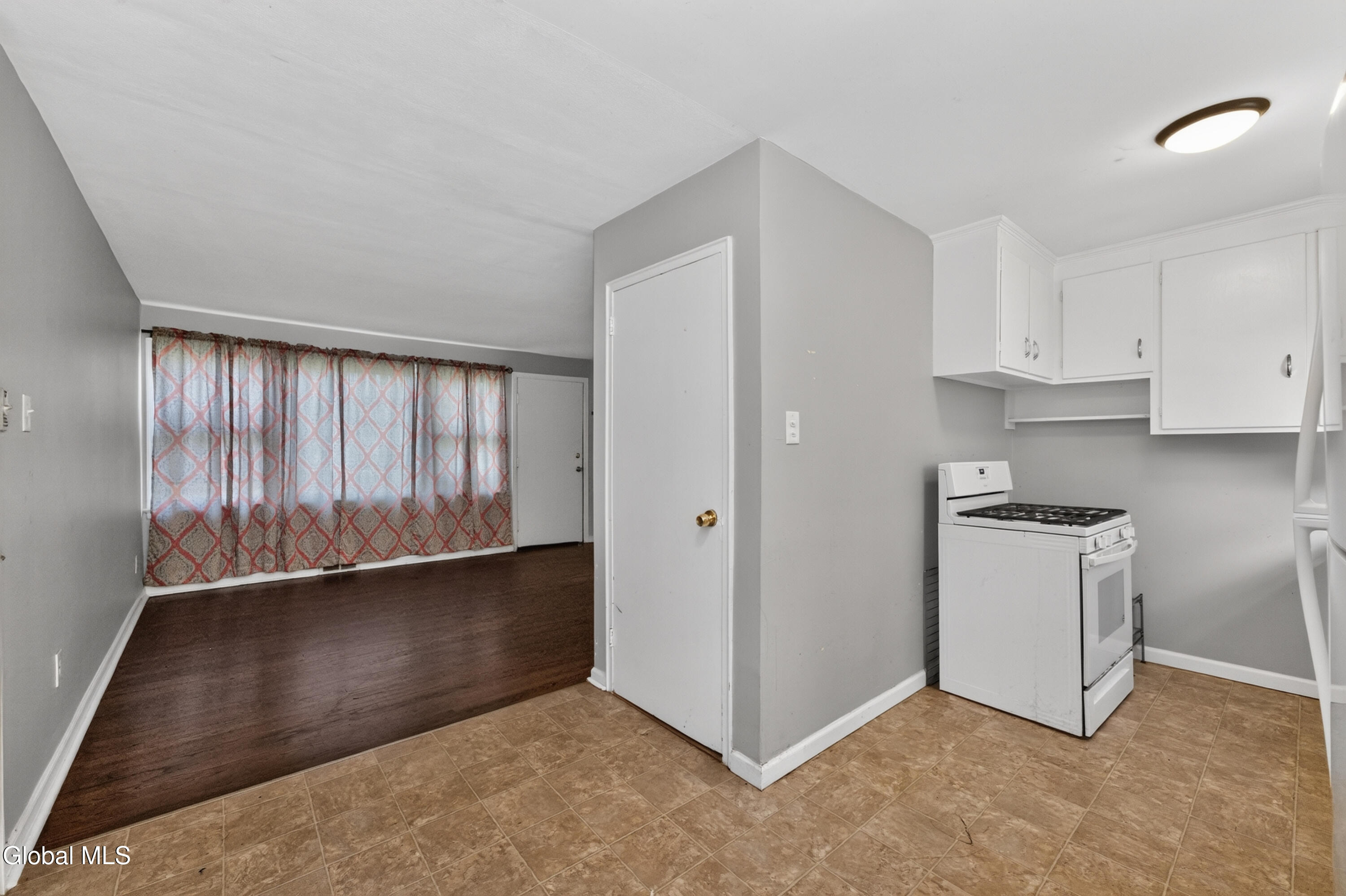 2529 Putnam Street Schenectady NY 12304