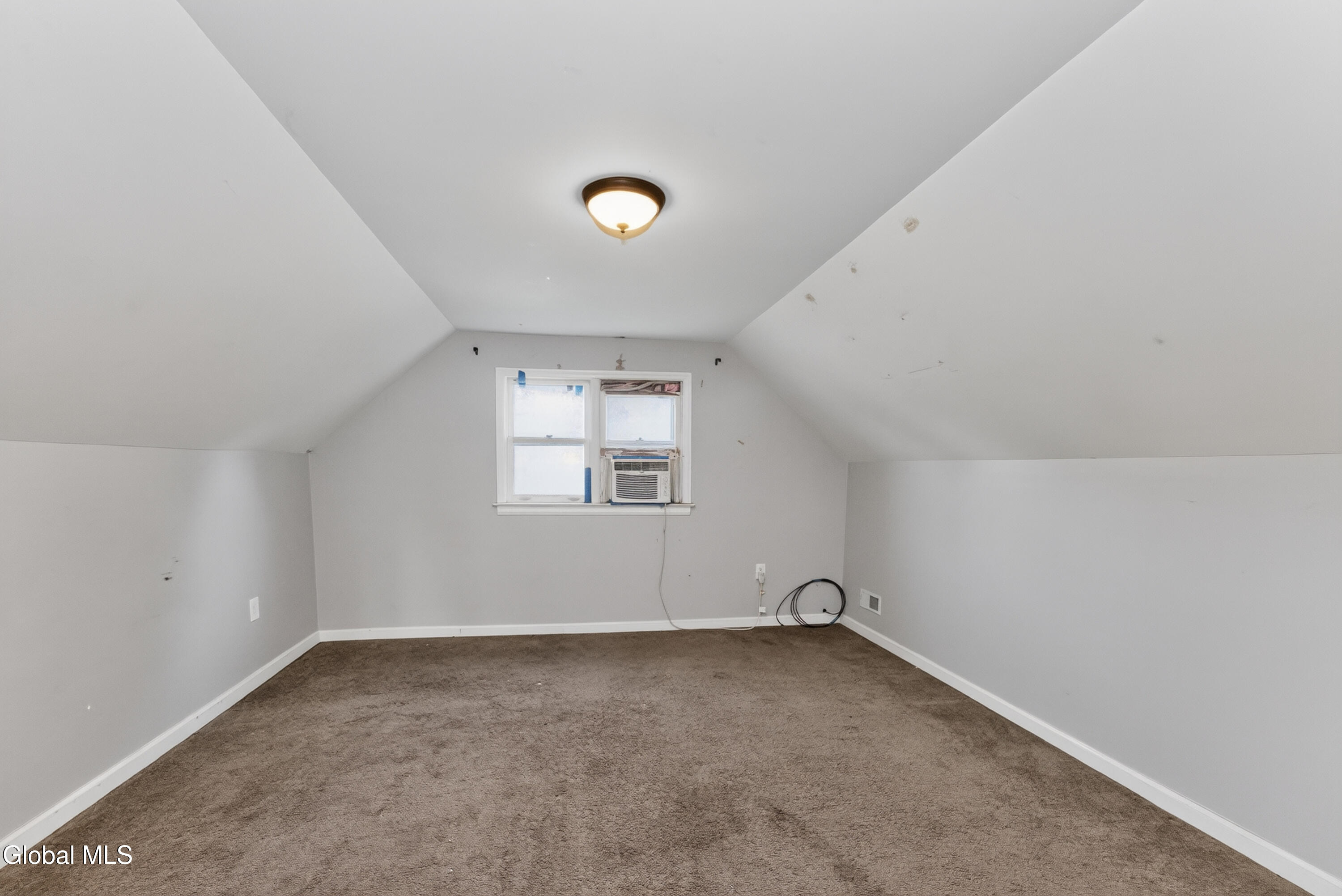 2529 Putnam Street Schenectady NY 12304